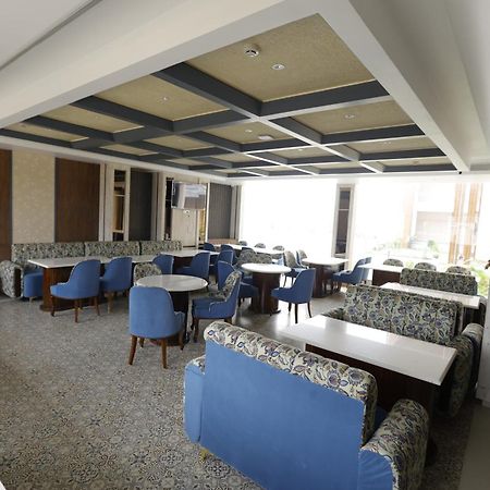 Nirvana Grand Hotel & Resort Gaya Exteriér fotografie